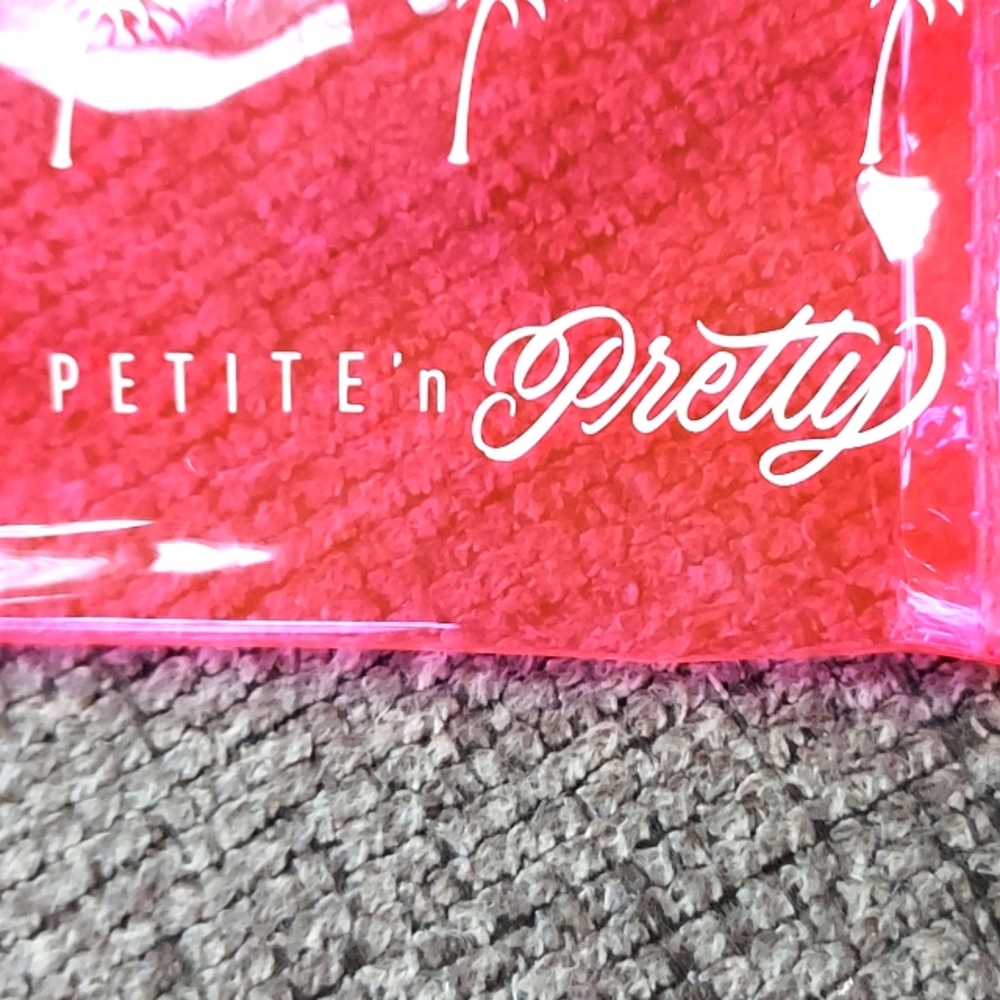 Makeup 💄 bag - Picture 3 of 3